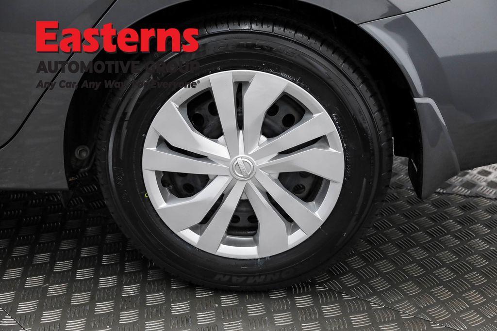 2024 Nissan Versa S Image 40 of 64