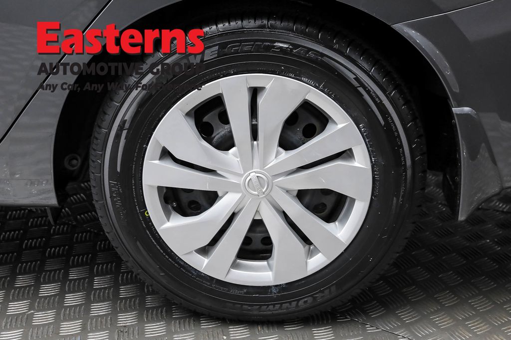 2024 Nissan Versa S Image 39 of 64