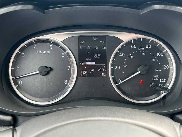 Vehicle image 19 of 20