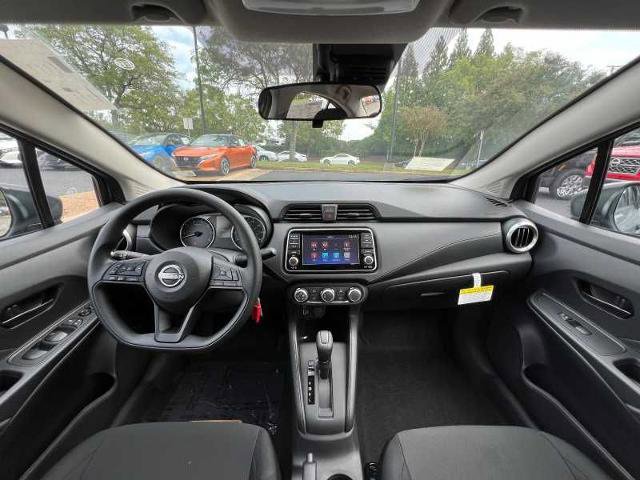 Vehicle image 16 of 20