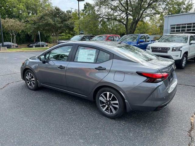 Vehicle image 8 of 20