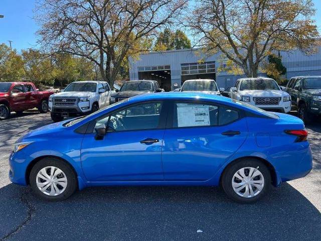 Vehicle image 8 of 19
