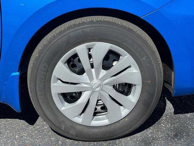Vehicle image 9 of 19