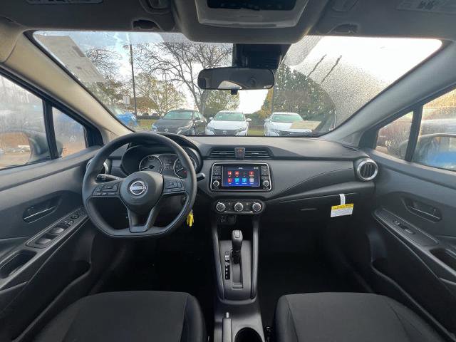 Vehicle image 16 of 20