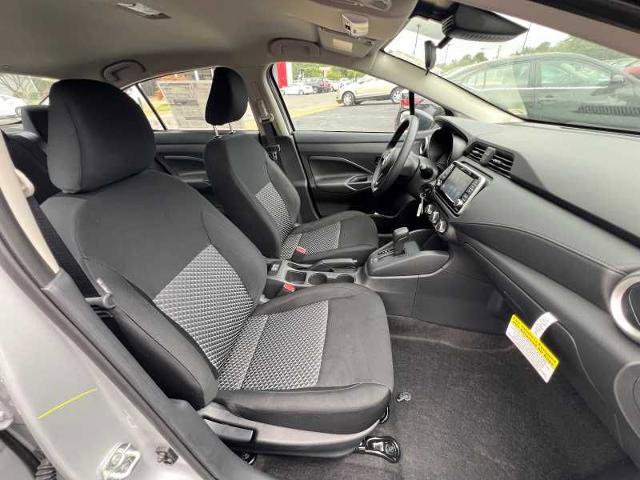 Vehicle image 14 of 20