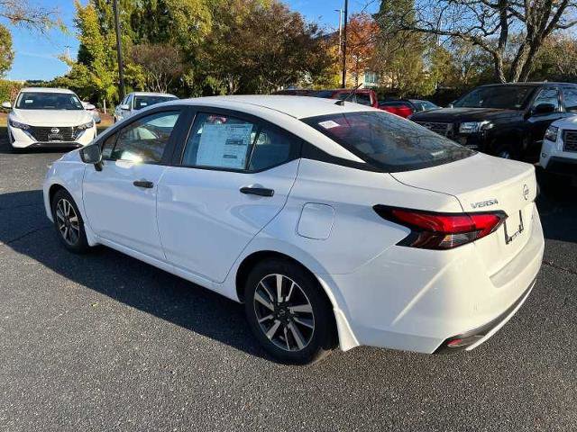 Vehicle image 7 of 19