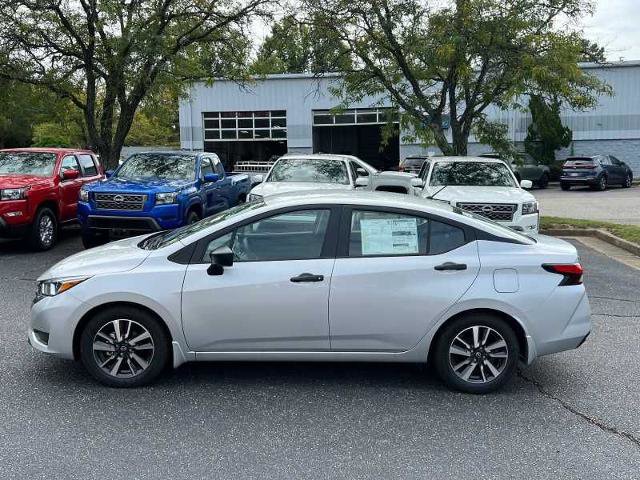 Vehicle image 9 of 19