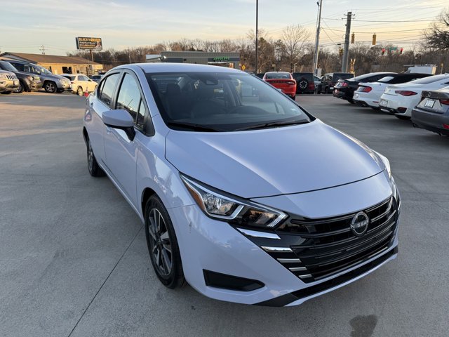 Vehicle image 11 of 85