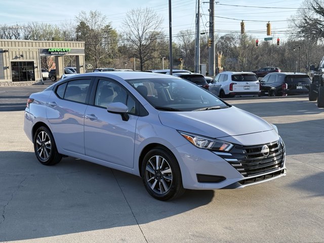 Vehicle image 9 of 85