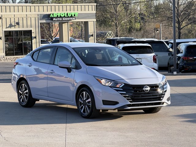 Vehicle image 10 of 85
