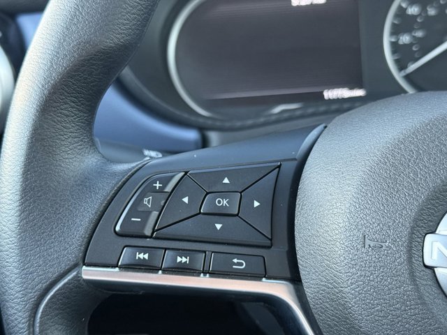 Vehicle image 50 of 85