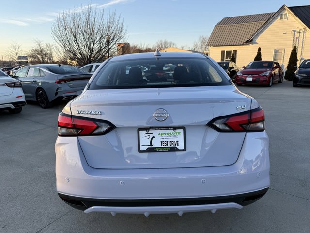 Vehicle image 25 of 85
