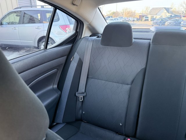 Vehicle image 80 of 85