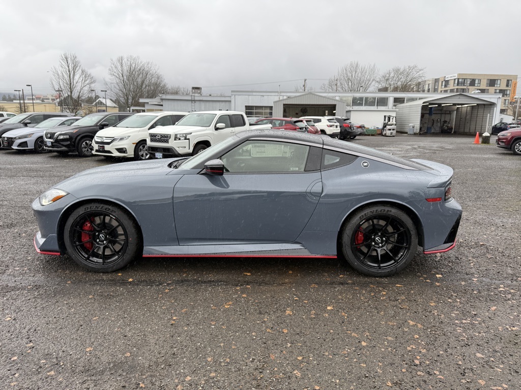 Vehicle image 12 of 33