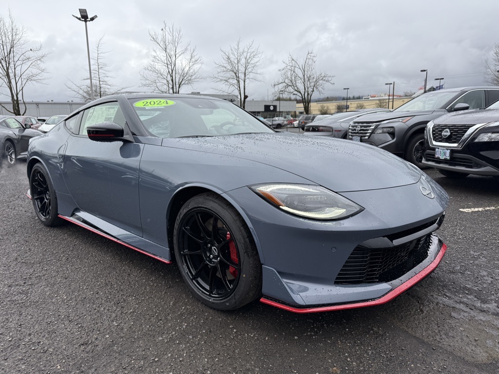 Vehicle image 4 of 33