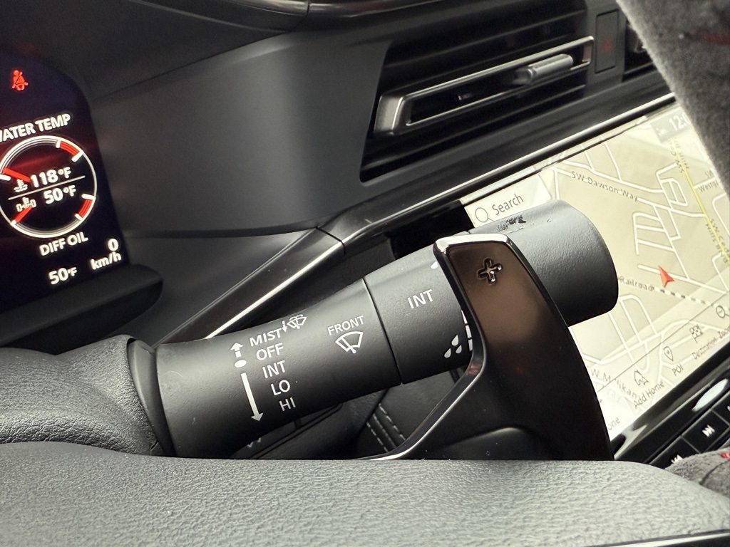 Vehicle image 29 of 33