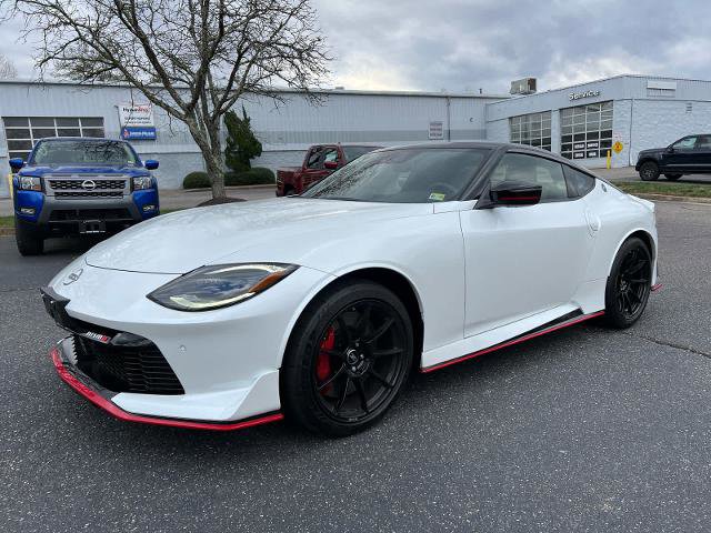 2024 Nissan Z NISMO Image 1 of 18