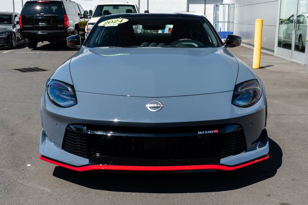 2024 Nissan Z NISMO Image 3 of 24