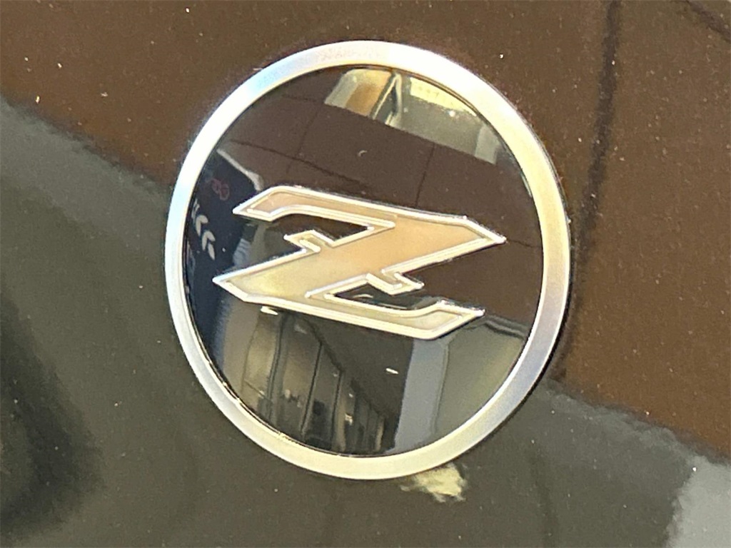 Vehicle image 31 of 36
