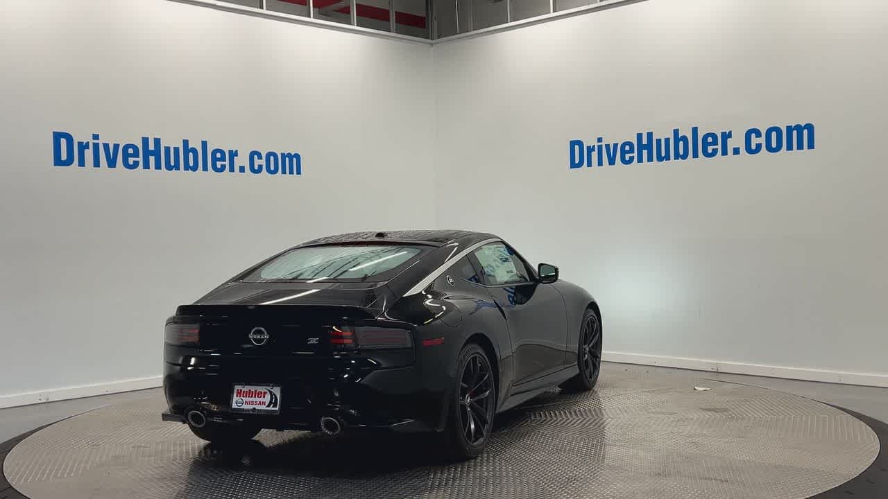 Vehicle image 7 of 25