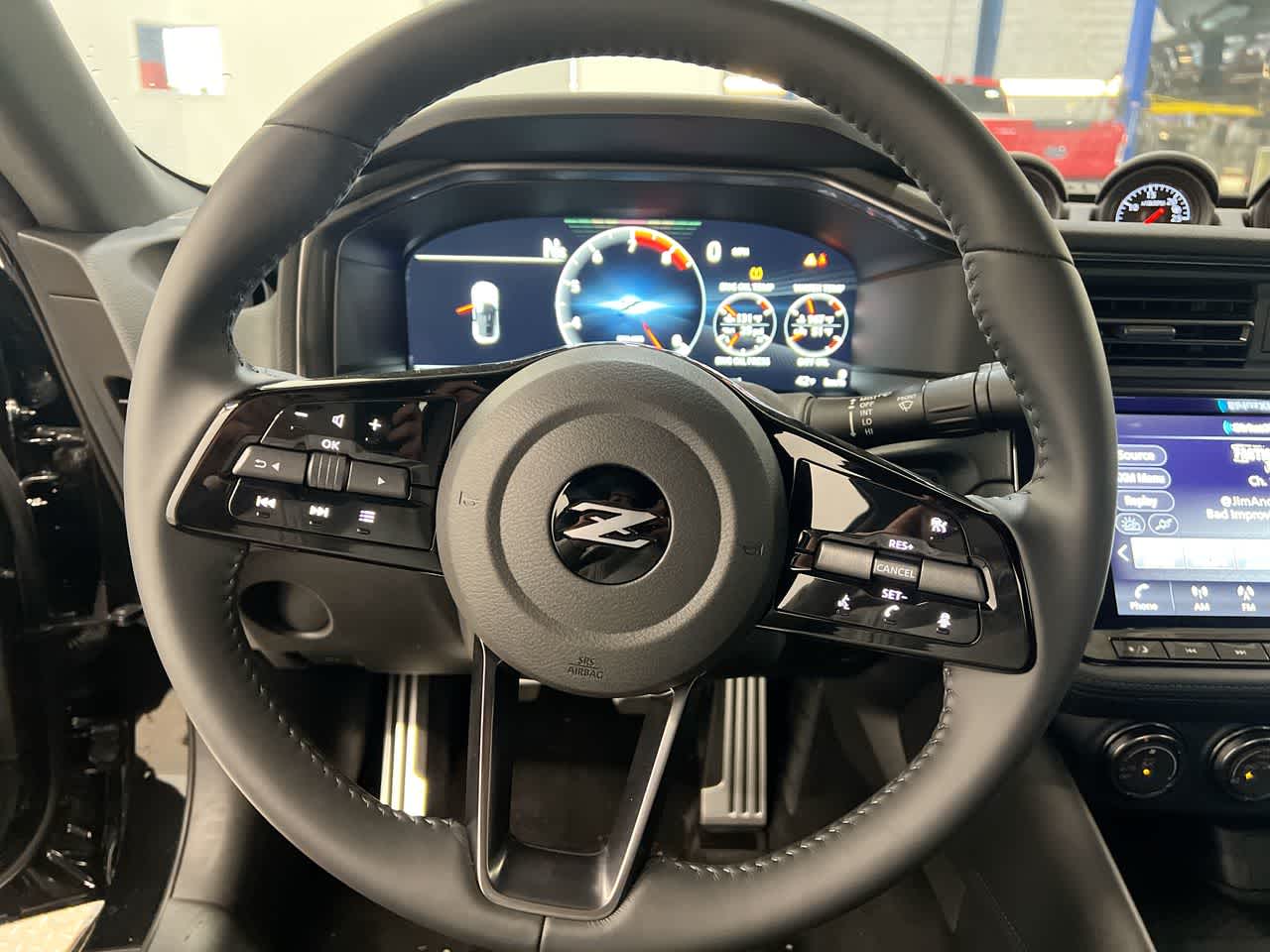 Vehicle image 12 of 25