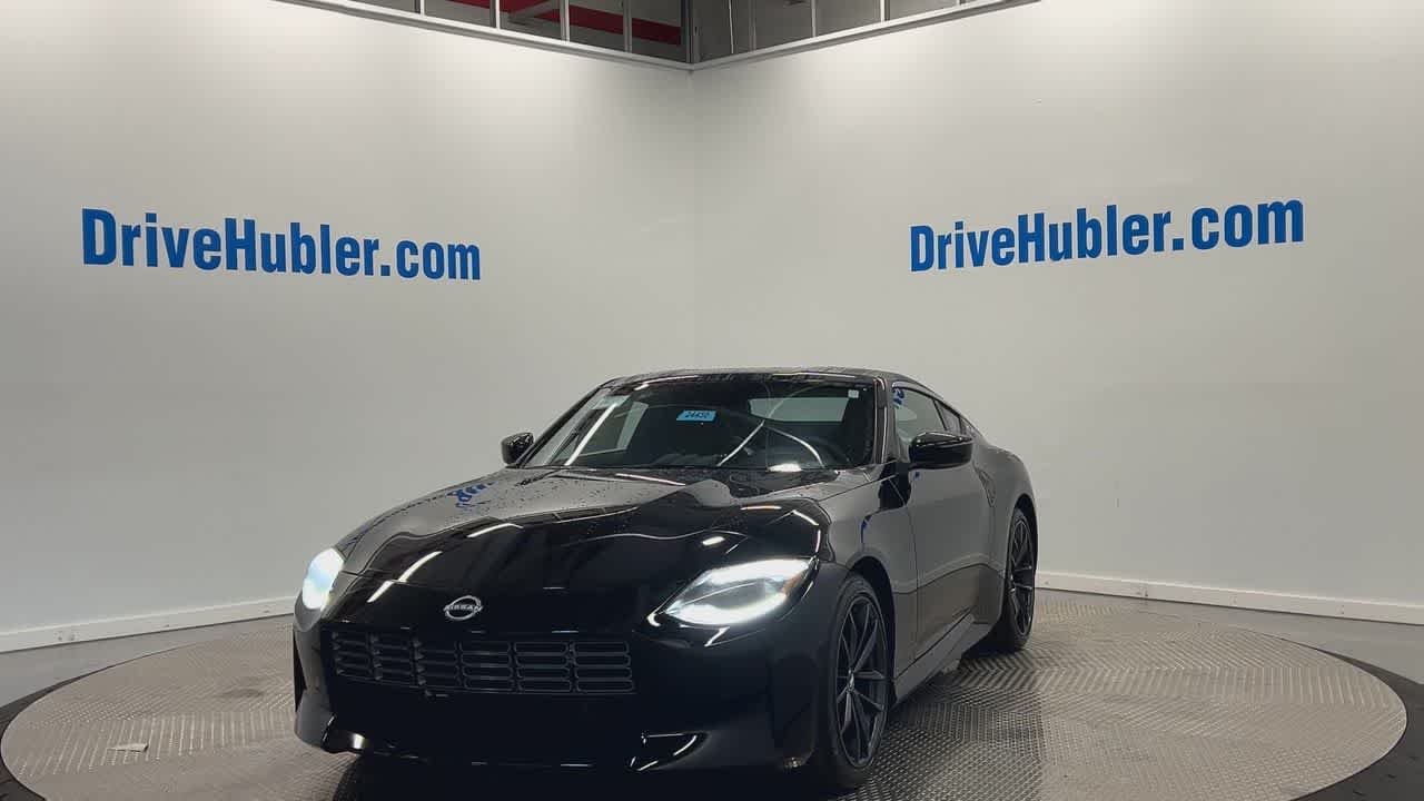 Vehicle image 2 of 25