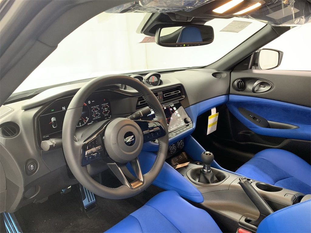 Vehicle image 19 of 19