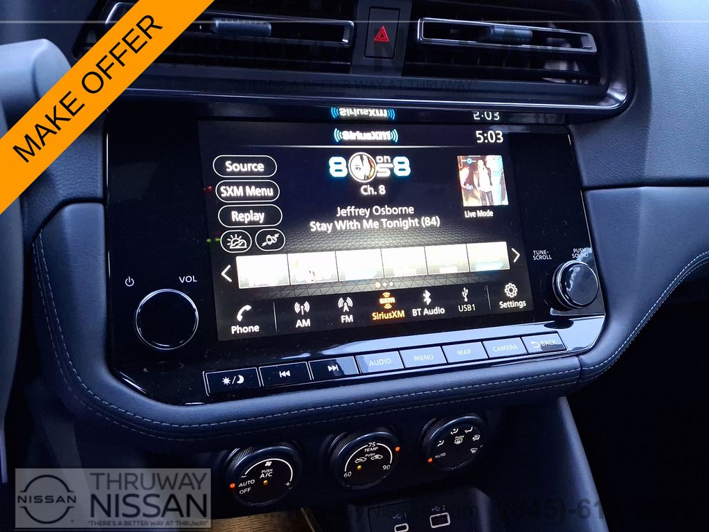 Vehicle image 11 of 19