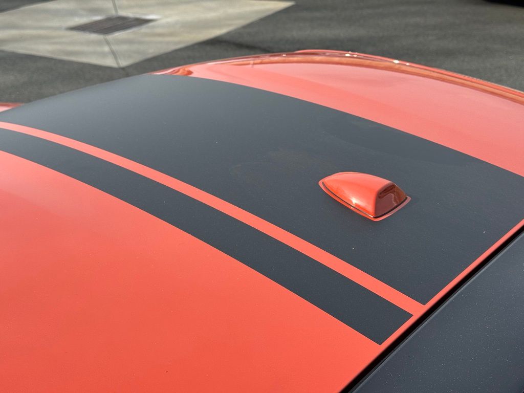 Vehicle image 8 of 29