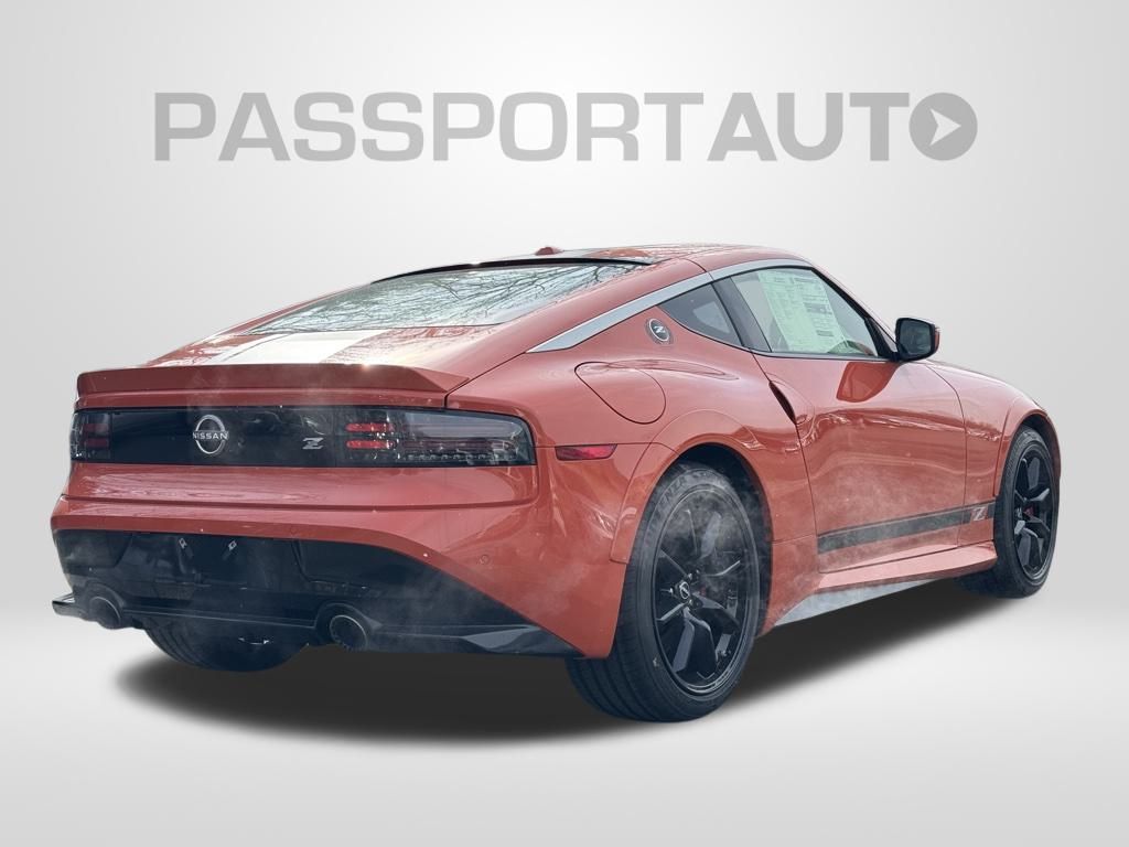 Vehicle image 4 of 29