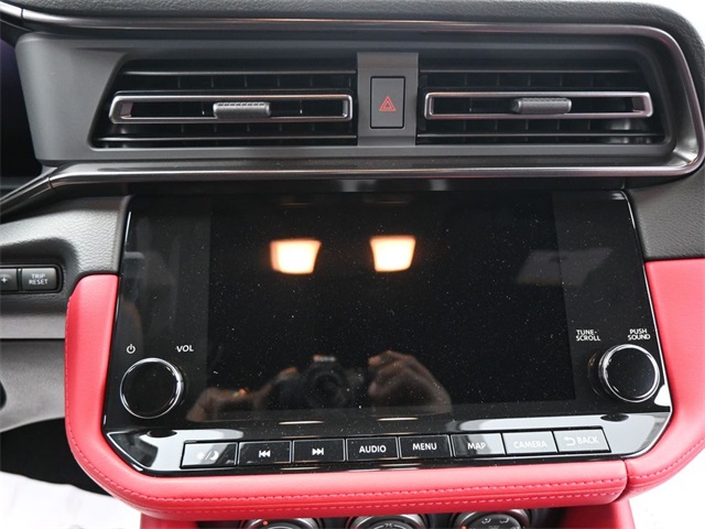 Vehicle image 32 of 41