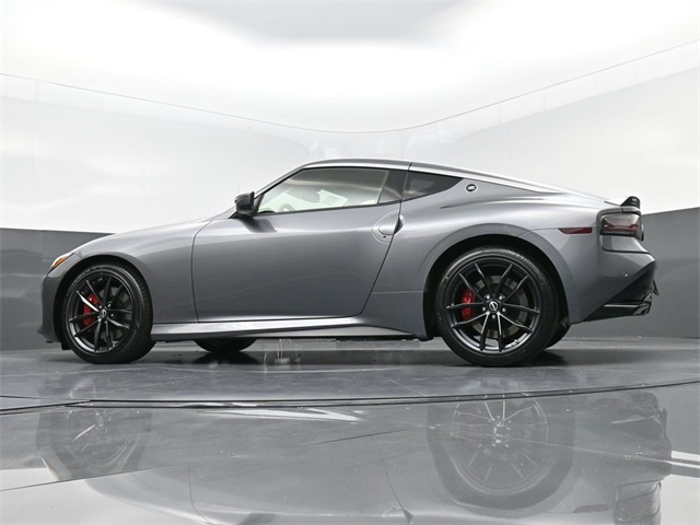 Vehicle image 19 of 41