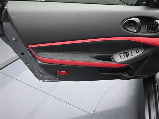 Vehicle image 20 of 41