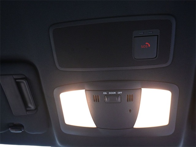 Vehicle image 36 of 41
