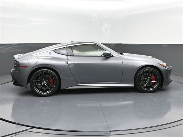Vehicle image 6 of 41