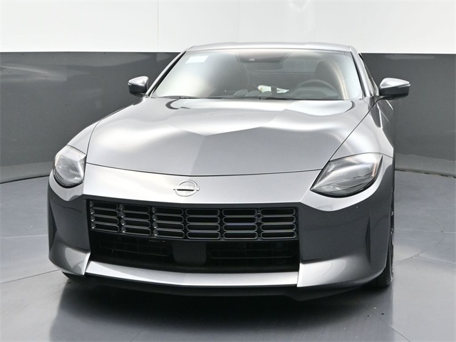 Vehicle image 4 of 41