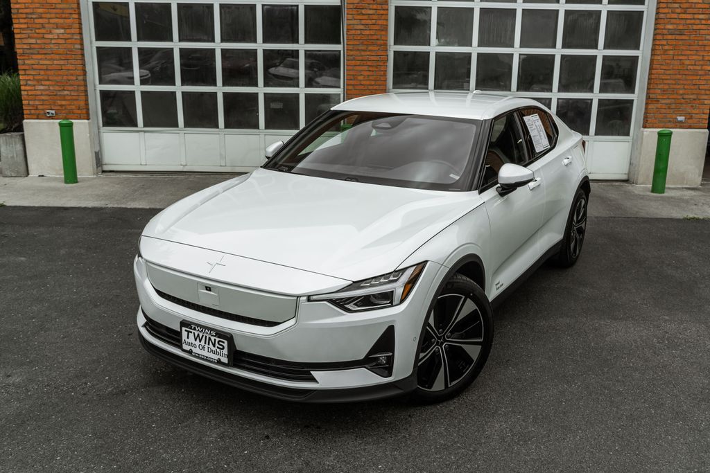 2024 Polestar 2 Image 2 of 30