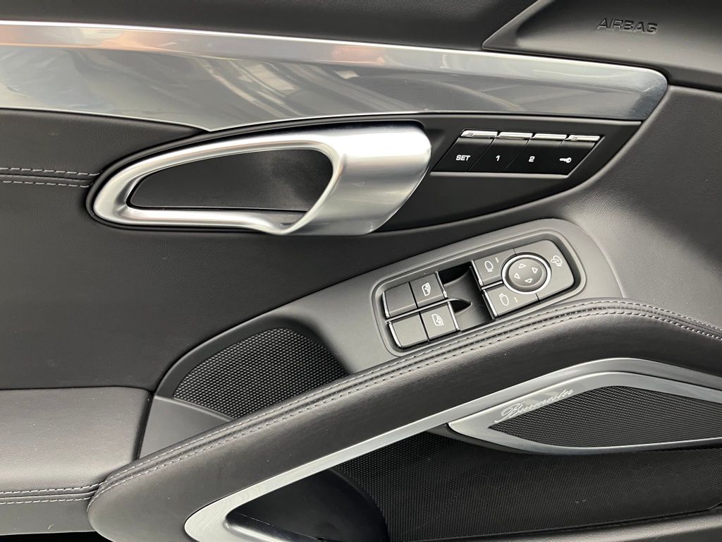 2024 Porsche 718 Boxster GTS 4.0 Image 34 of 50