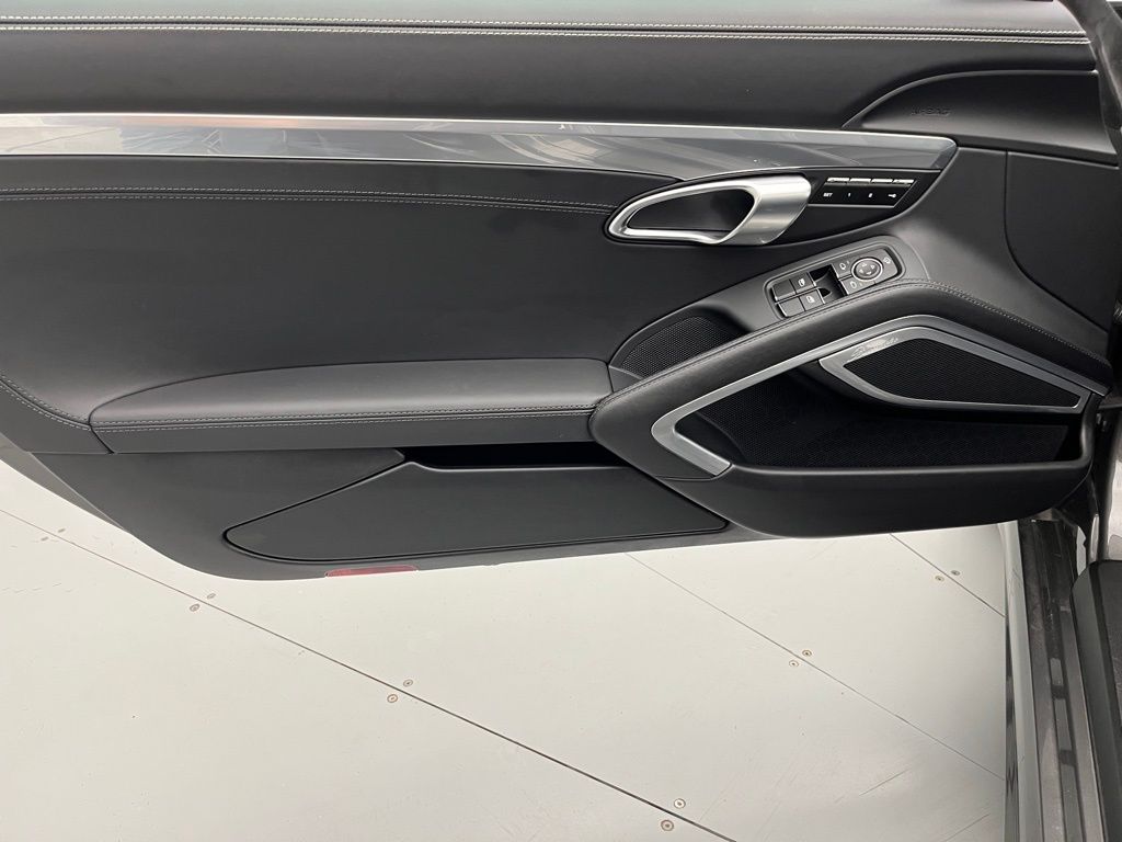 2024 Porsche 718 Boxster GTS 4.0 Image 35 of 50