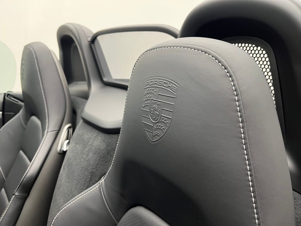 2024 Porsche 718 Boxster GTS 4.0 Image 21 of 50