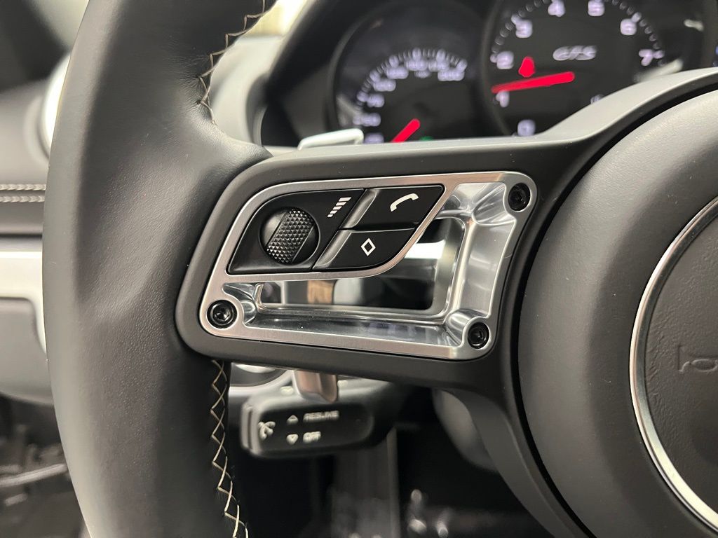 2024 Porsche 718 Boxster GTS 4.0 Image 33 of 50