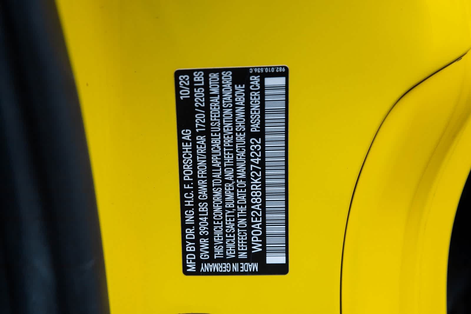 2024 Porsche 718 Cayman GT4 RS Image 33 of 55