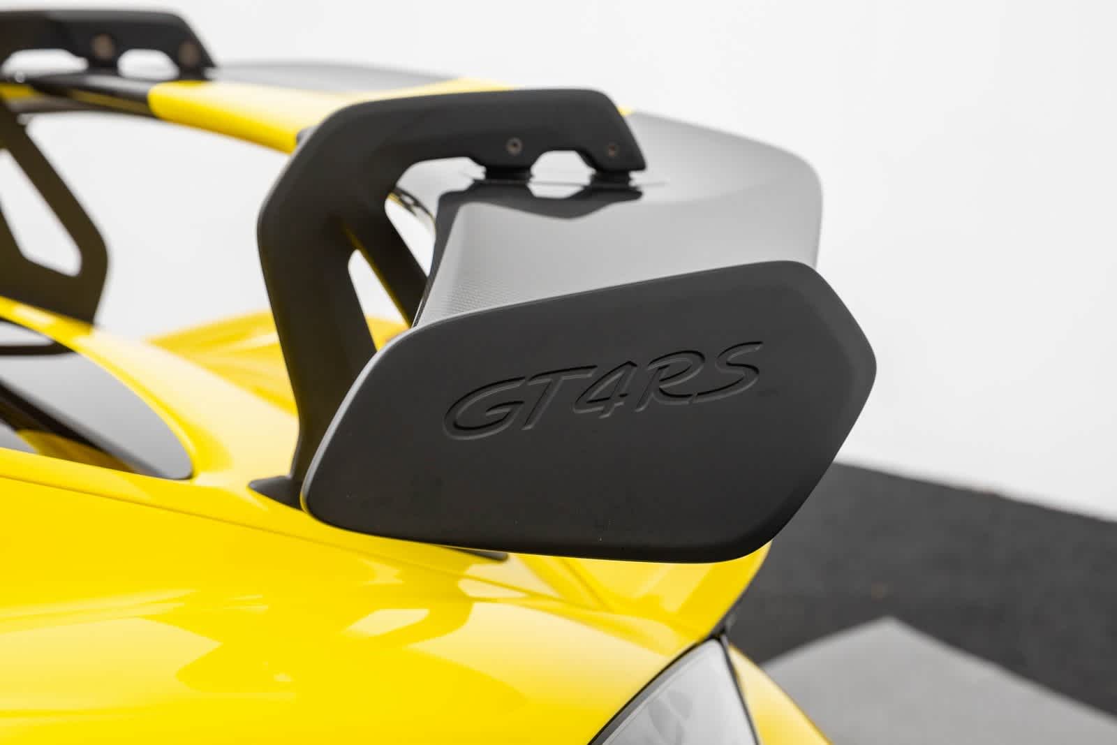 2024 Porsche 718 Cayman GT4 RS Image 52 of 55