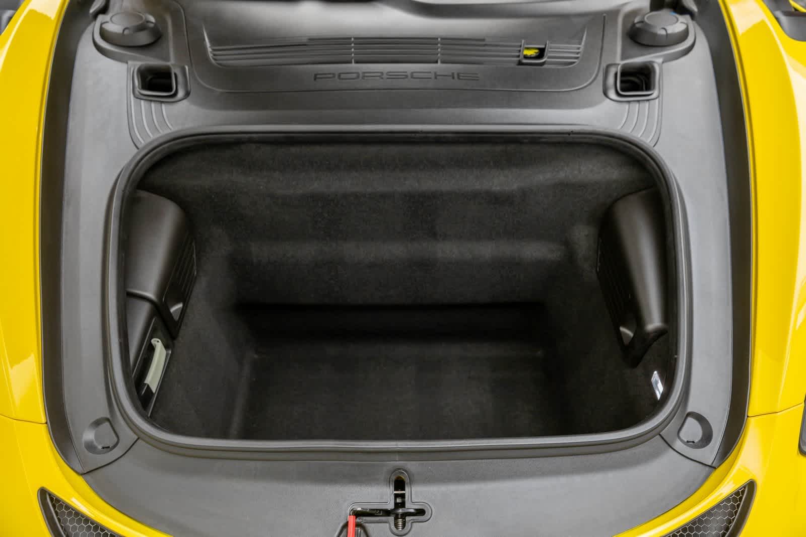 2024 Porsche 718 Cayman GT4 RS Image 15 of 55