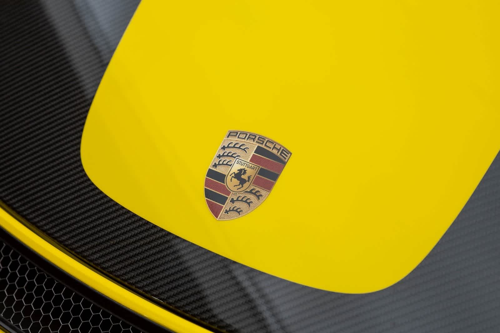 2024 Porsche 718 Cayman GT4 RS Image 49 of 55