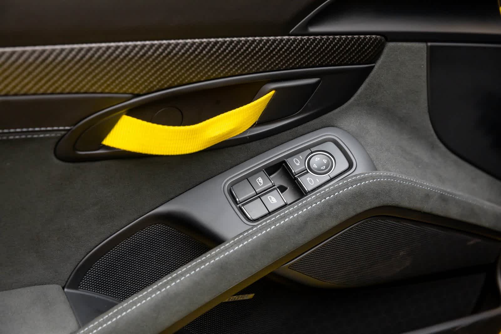 2024 Porsche 718 Cayman GT4 RS Image 40 of 55