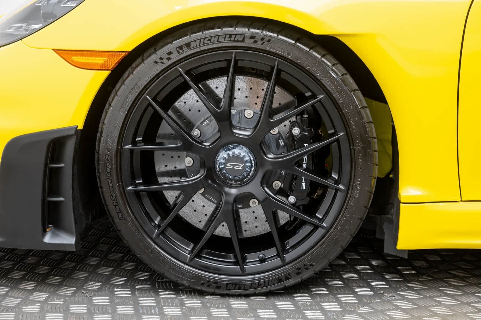 2024 Porsche 718 Cayman GT4 RS Image 12 of 55