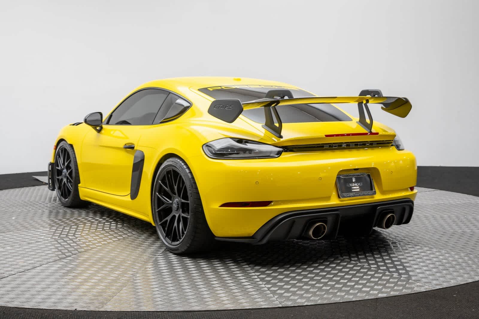 2024 Porsche 718 Cayman GT4 RS Image 7 of 55