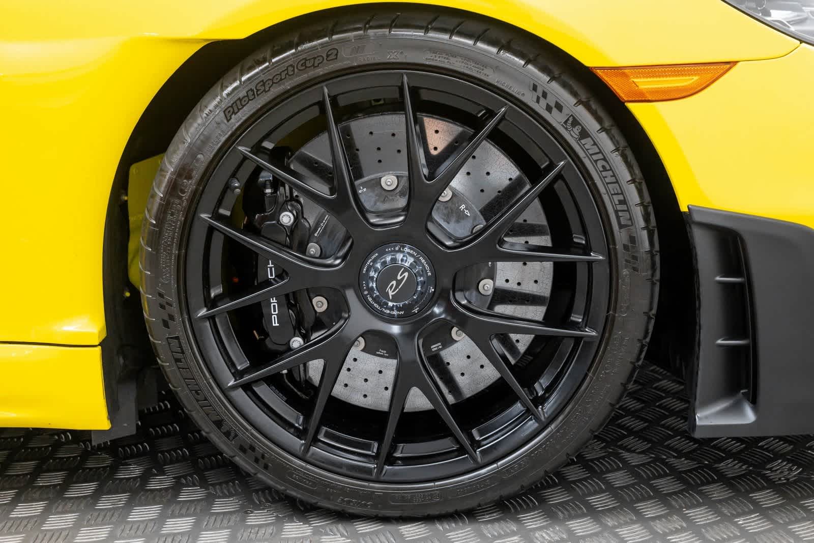 2024 Porsche 718 Cayman GT4 RS Image 10 of 55