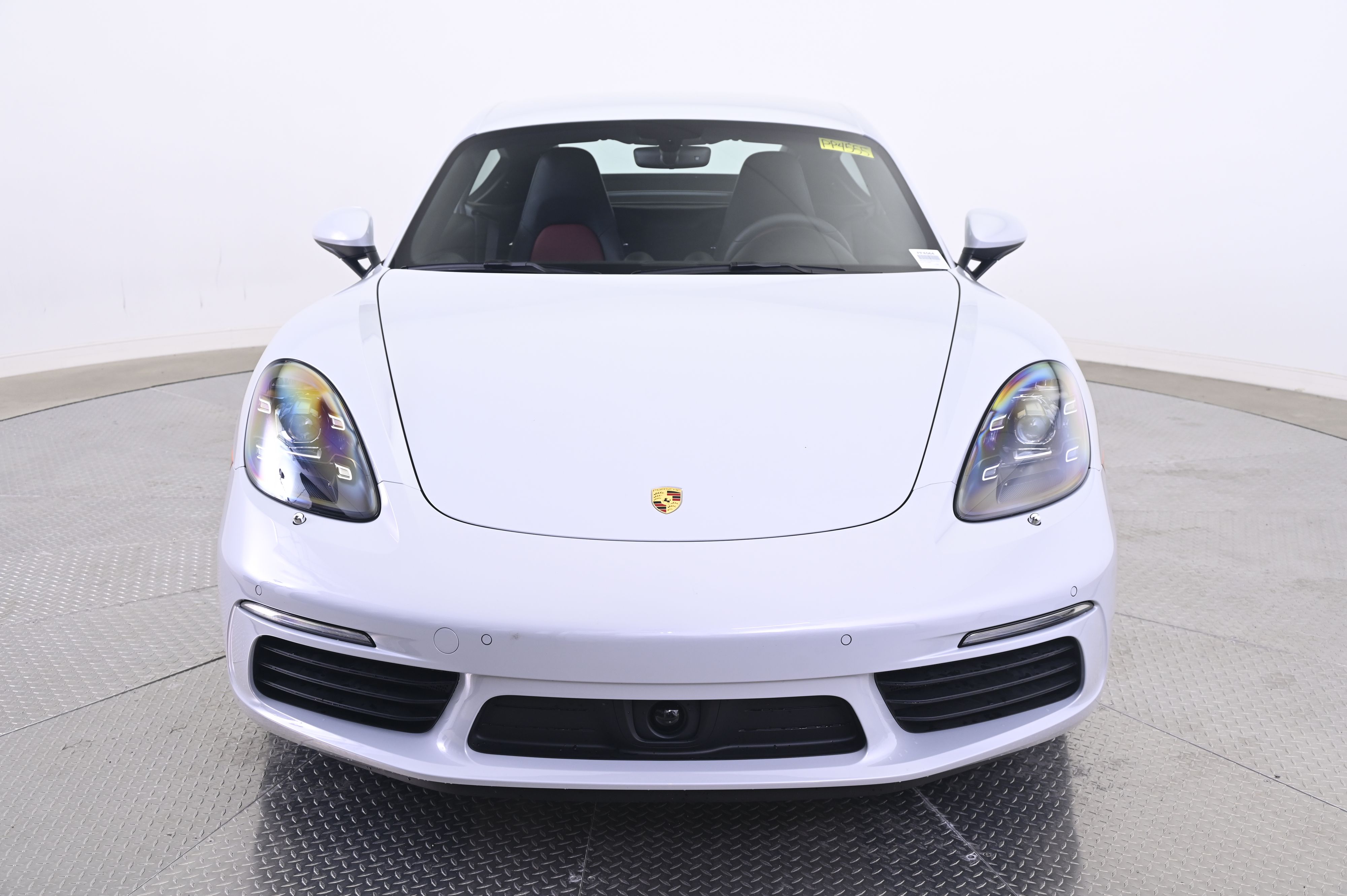 2024 Porsche 718 Cayman S Image 2 of 31